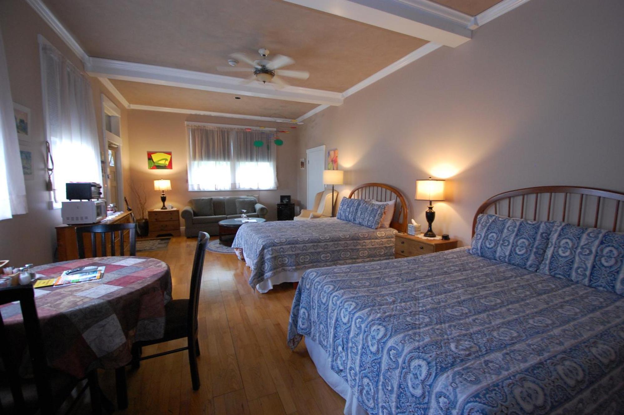 Shaker Mill Inn West Stockbridge Oda fotoğraf